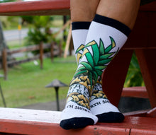 Load image into Gallery viewer, High Top Socks
